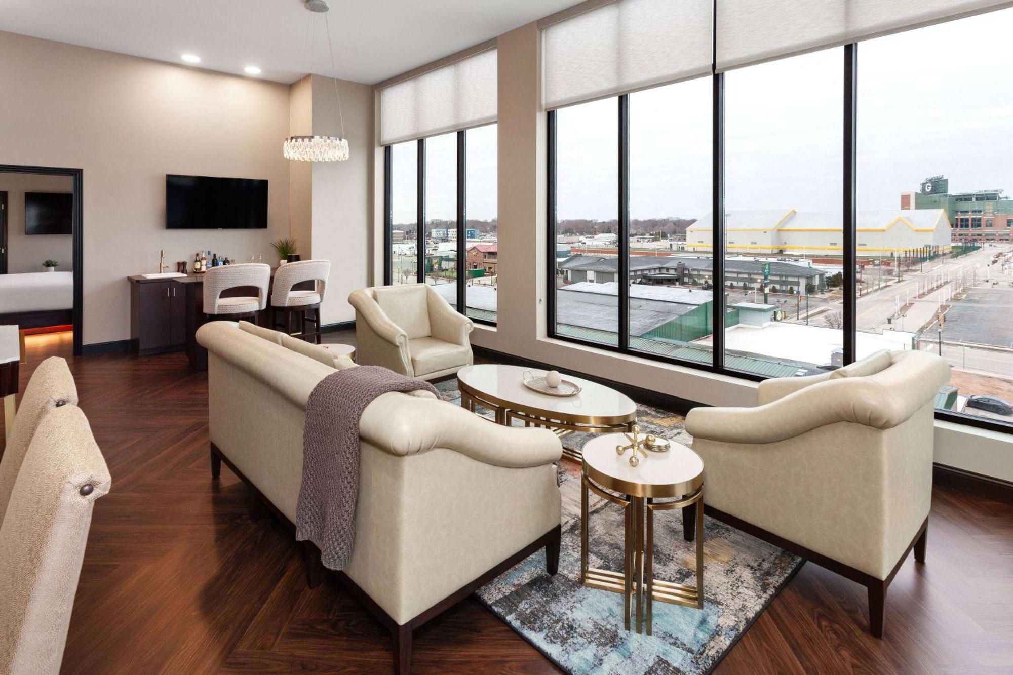 Legacy Hotel, Trademark Collection By Wyndham Green Bay Extérieur photo