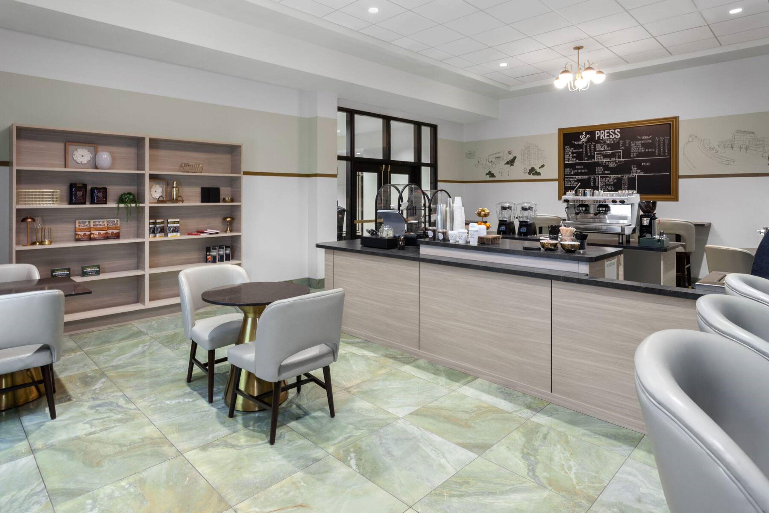 Legacy Hotel, Trademark Collection By Wyndham Green Bay Extérieur photo